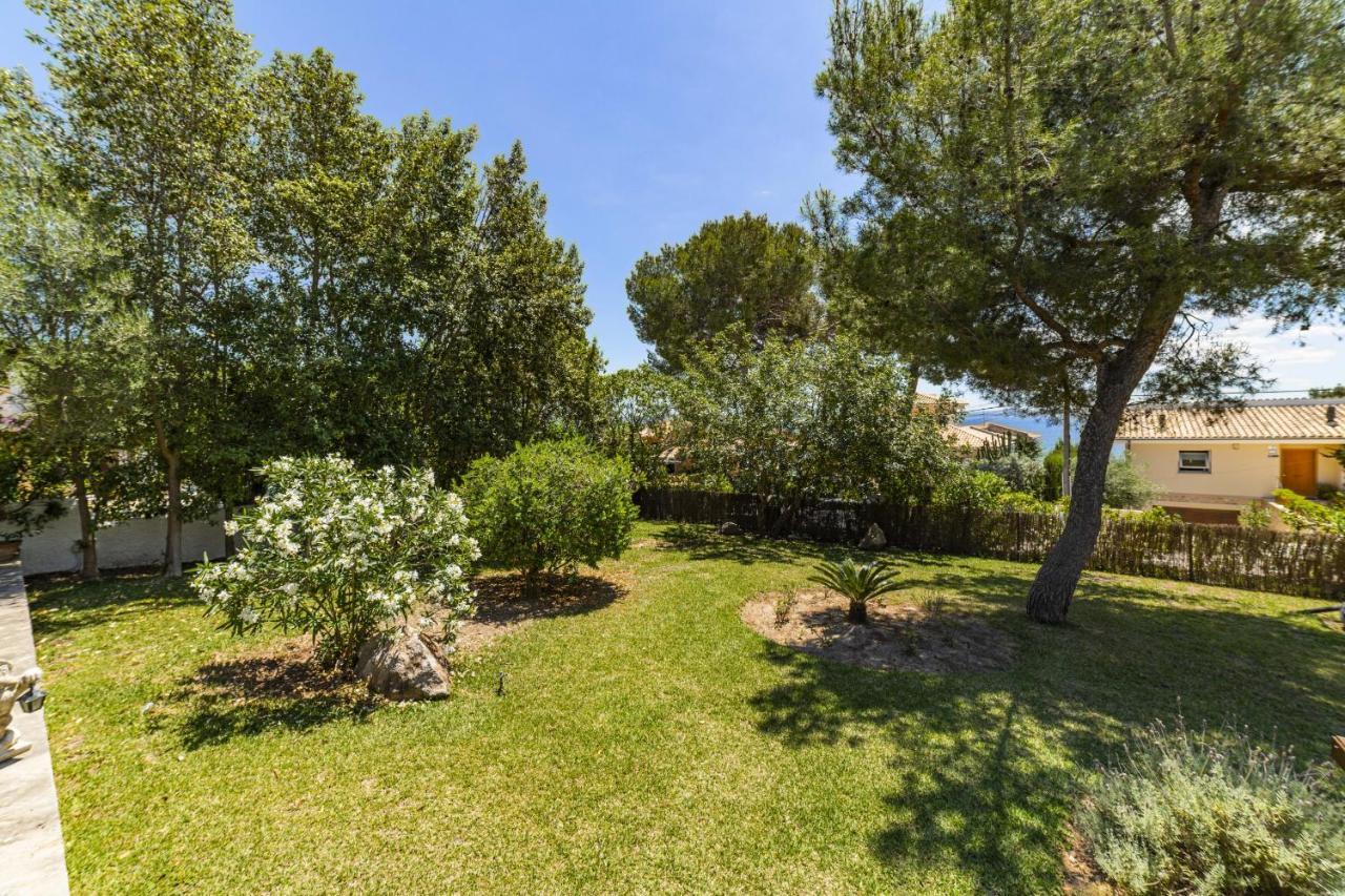 Villa Alcanada Garden Алькудия Экстерьер фото