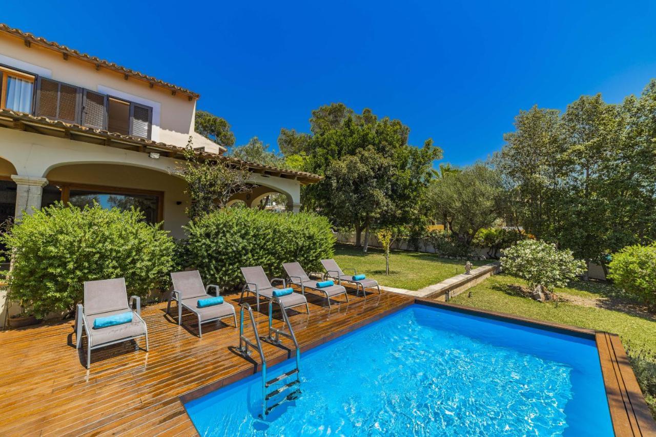 Villa Alcanada Garden Алькудия Экстерьер фото
